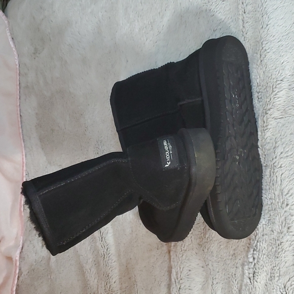 KOOLABURRA by UGG Black Faux Suede and Fur Lined Flat Heel Boots-NWOT-US… - Picture 3 of 13